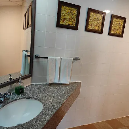 Jazz Rainbow Paradise Beachfront Peanag Tanjung Bungah  Room photo