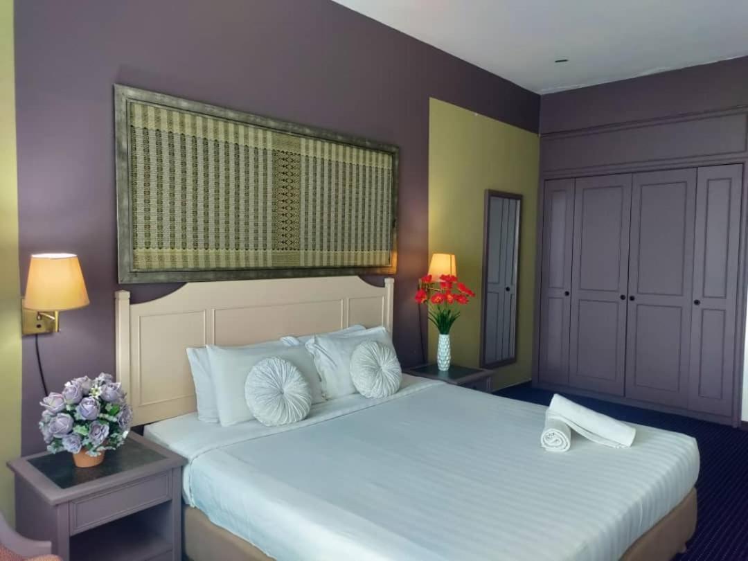Apartment Jazz Rainbow Paradise Beachfront Peanag *