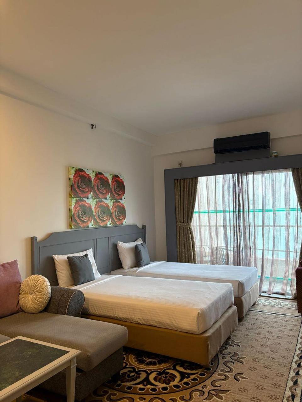 Apartment Jazz Rainbow Paradise Beachfront Peanag *